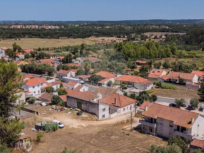 Moradia T4 para Venda em Alenquer (Santo Estêvão e Triana) Foto 40