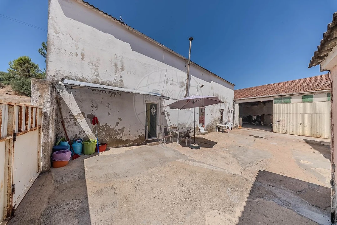Moradia T4 para Venda em Alenquer (Santo Estêvão e Triana) Foto 32