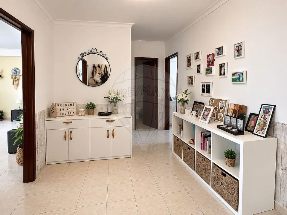 Apartamento T2 para Venda em Carregado e Cadafais Foto 5