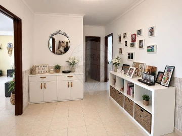 Apartamento T2 para Venda em Carregado e Cadafais