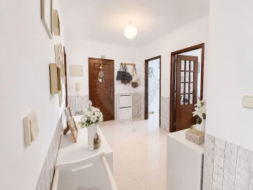 Apartamento T2 para Venda em Carregado e Cadafais