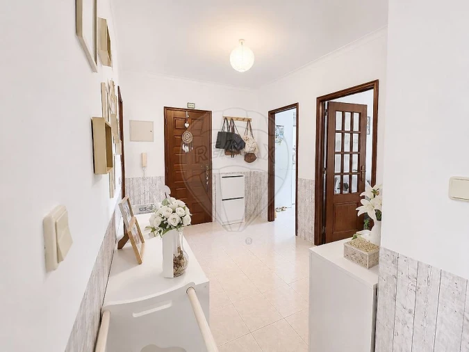 Apartamento T2 para Venda em Carregado e Cadafais Foto 4