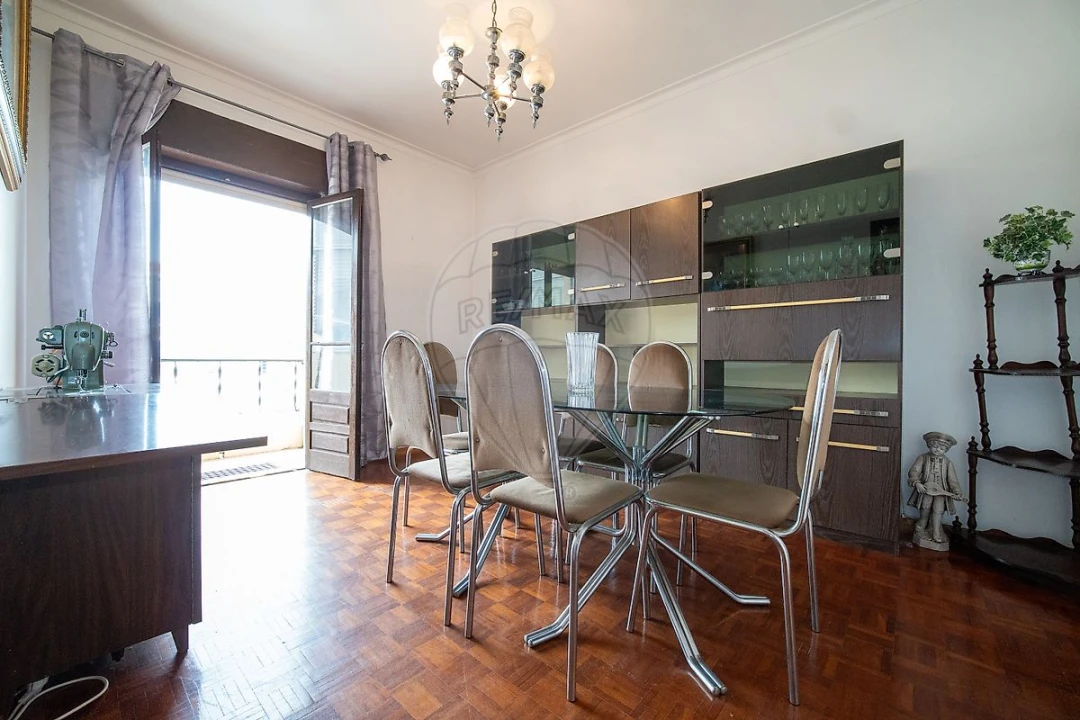 Apartamento T3 para Venda em Carregado e Cadafais Foto 17