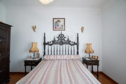 Apartamento T3 para Venda em Carregado e Cadafais