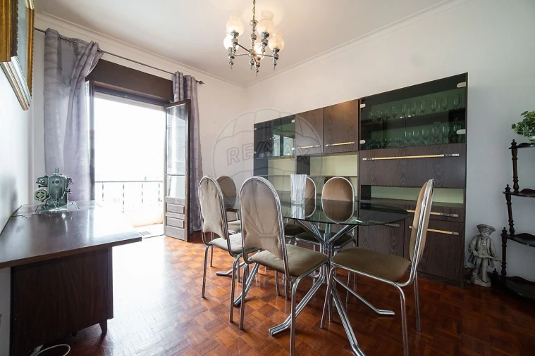 Apartamento T3 para Venda em Carregado e Cadafais Foto 16