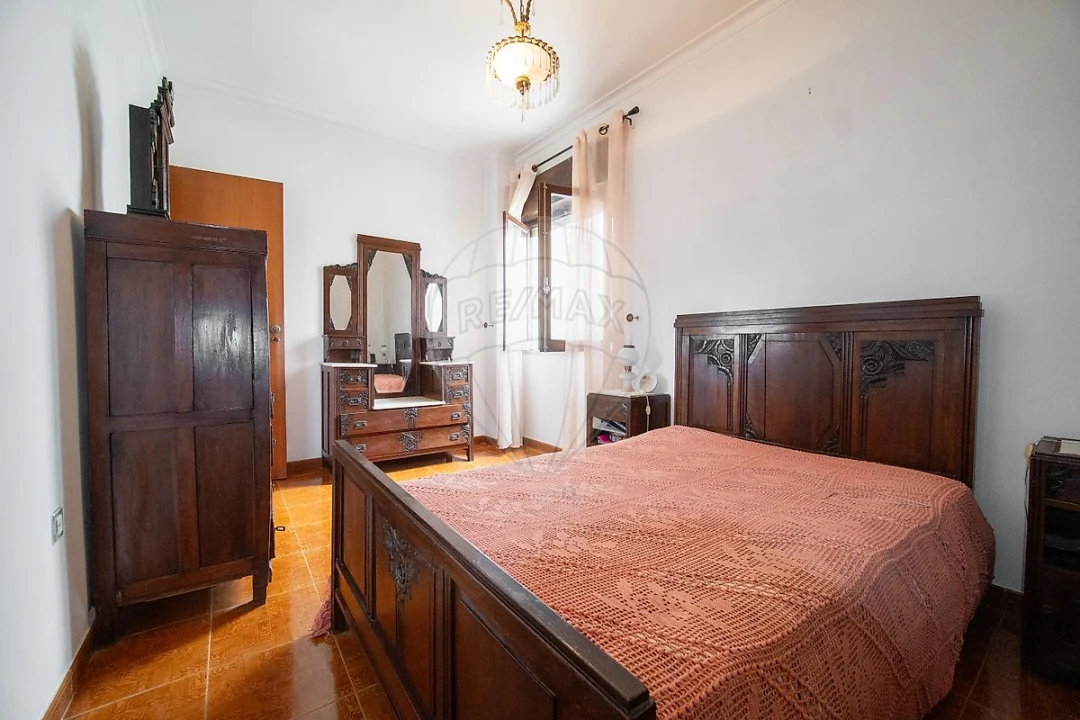 Apartamento T3 para Venda em Carregado e Cadafais Foto 4
