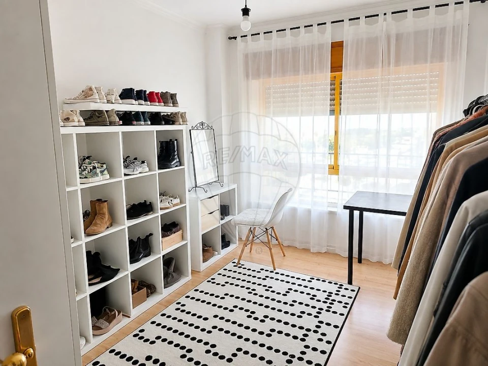 Apartamento T3 para Venda em Castanheira do Ribatejo e Cachoeiras Foto 5