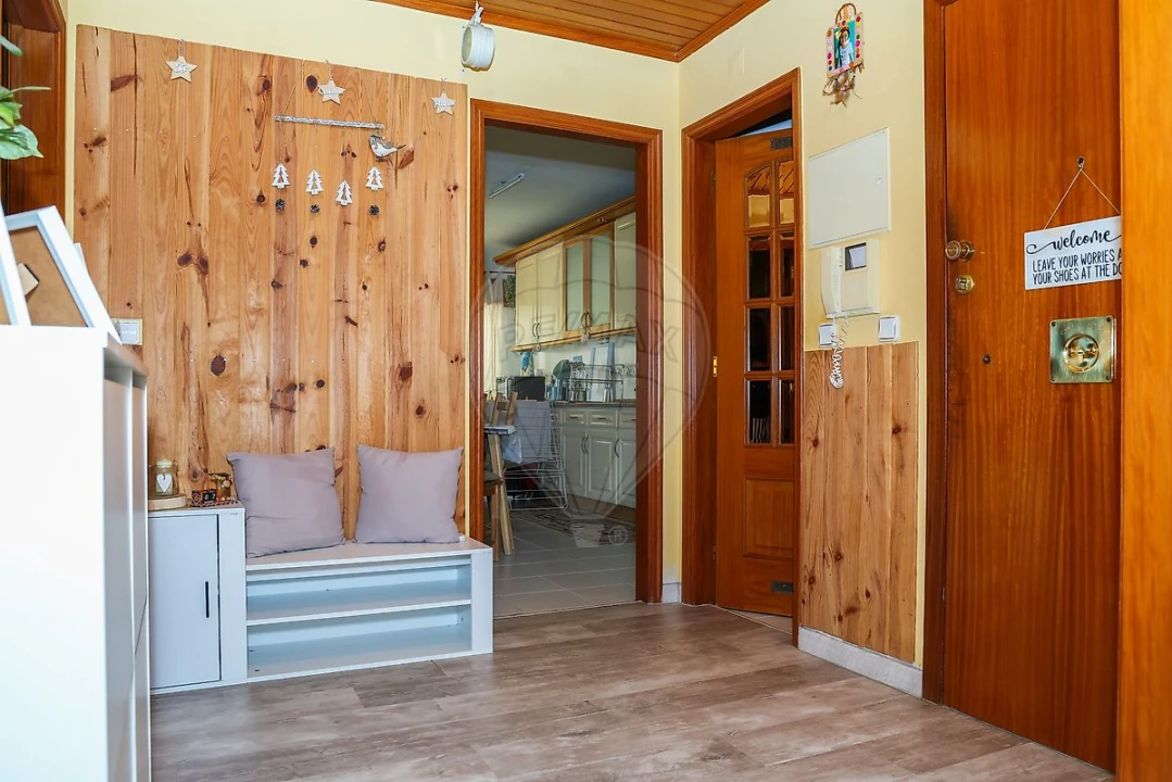 Apartamento T3 para Venda em Castanheira do Ribatejo e Cachoeiras Foto 41