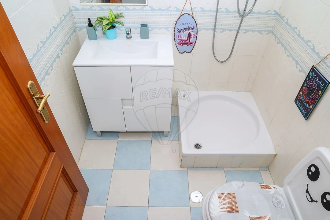 Apartamento T3 para Venda em Castanheira do Ribatejo e Cachoeiras Foto 35