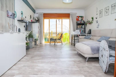 Apartamento T3 para Venda em Castanheira do Ribatejo e Cachoeiras