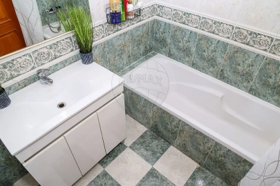 Apartamento T3 para Venda em Castanheira do Ribatejo e Cachoeiras