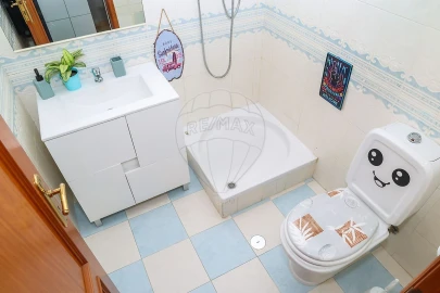 Apartamento T3 para Venda em Castanheira do Ribatejo e Cachoeiras
