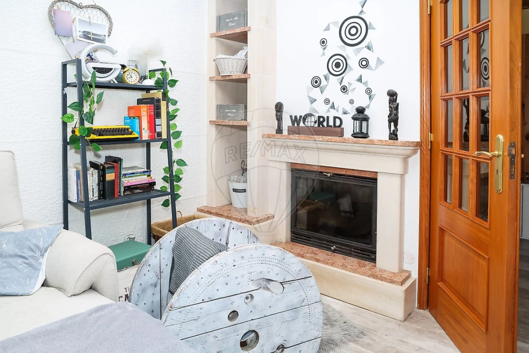 Apartamento T3 para Venda em Castanheira do Ribatejo e Cachoeiras Foto 10