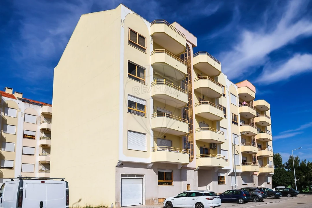 Apartamento T3 para Venda em Castanheira do Ribatejo e Cachoeiras Foto 37