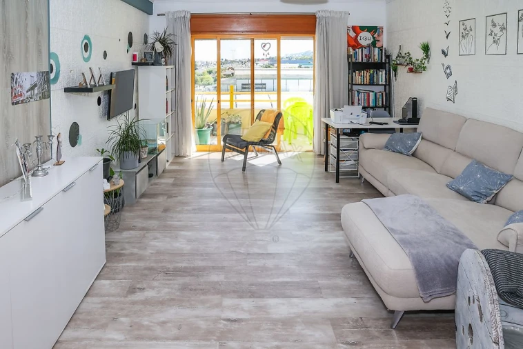 Apartamento T3 para Venda em Castanheira do Ribatejo e Cachoeiras Foto 7