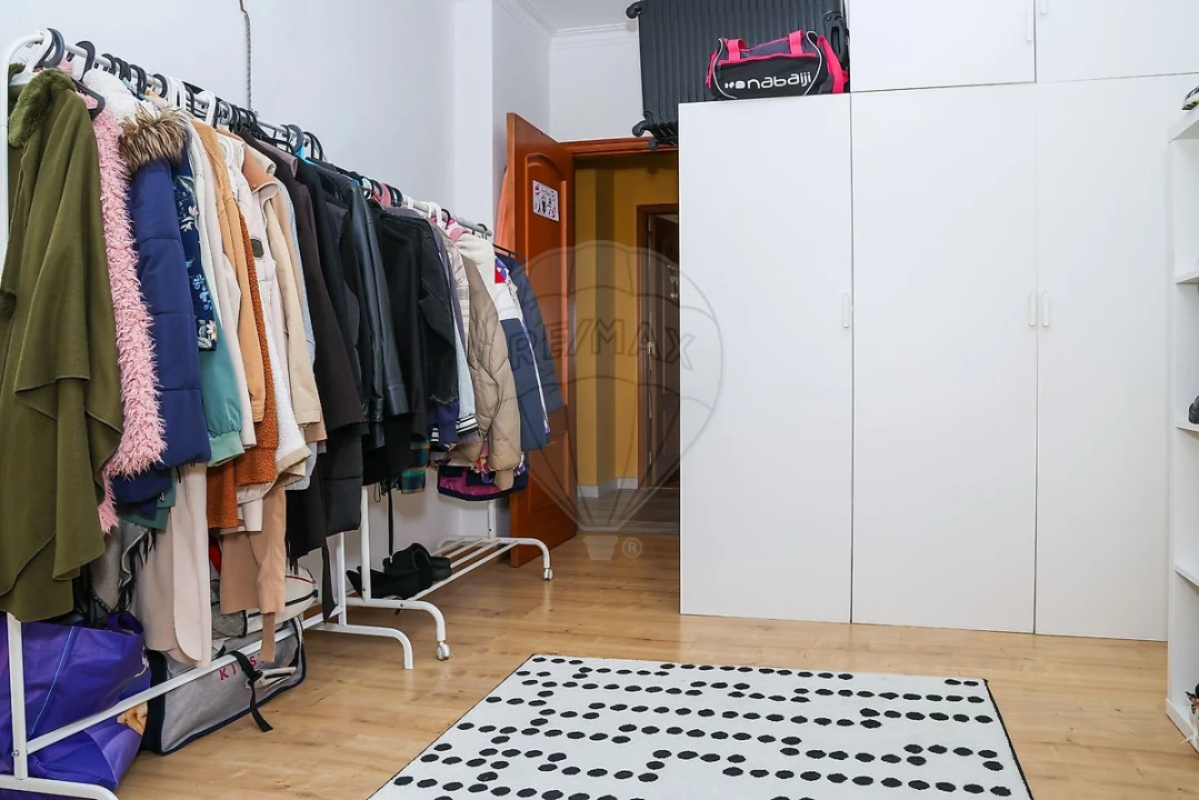 Apartamento T3 para Venda em Castanheira do Ribatejo e Cachoeiras Foto 24