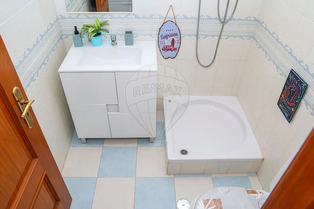 Apartamento T3 para Venda em Castanheira do Ribatejo e Cachoeiras Foto 36