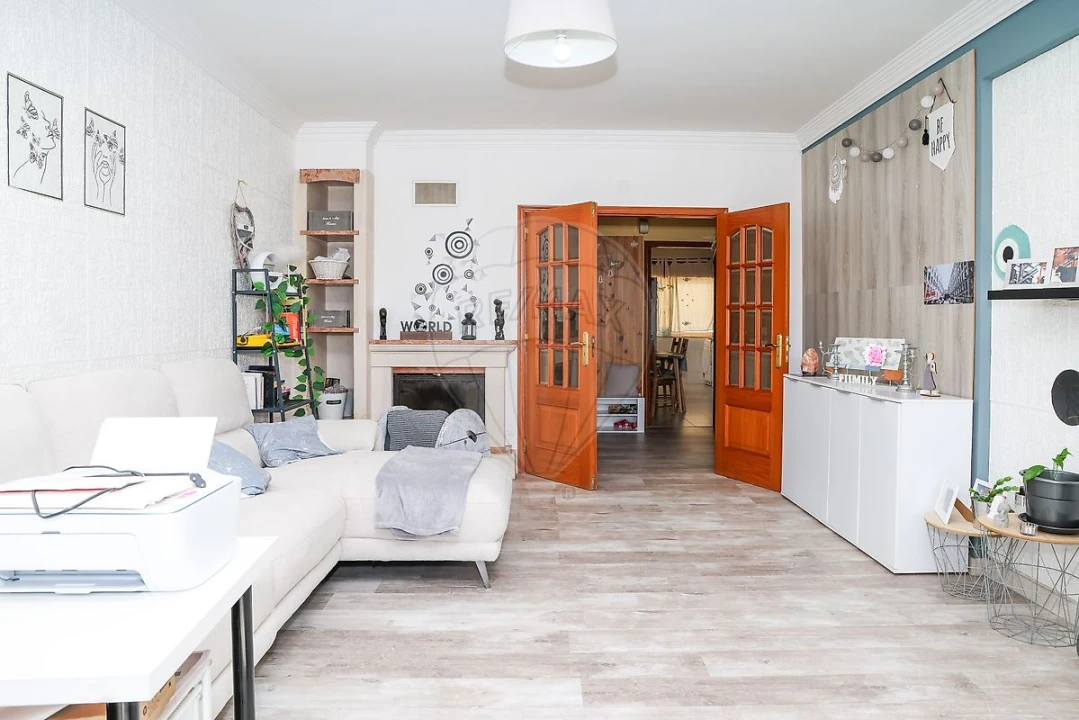 Apartamento T3 para Venda em Castanheira do Ribatejo e Cachoeiras Foto 11