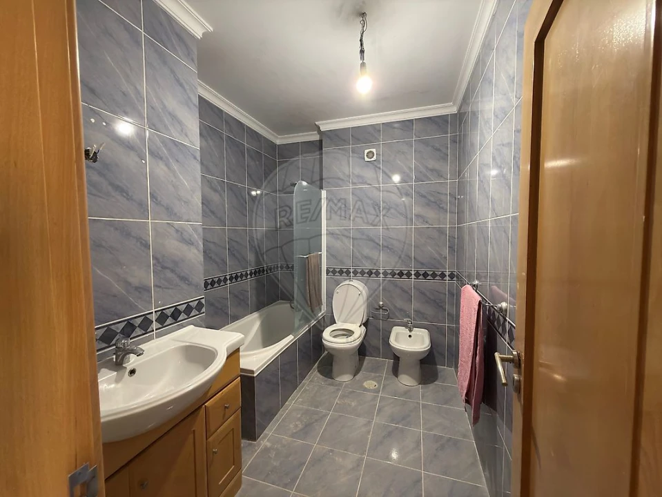 Apartamento T3 para Venda em Oiã Foto 12