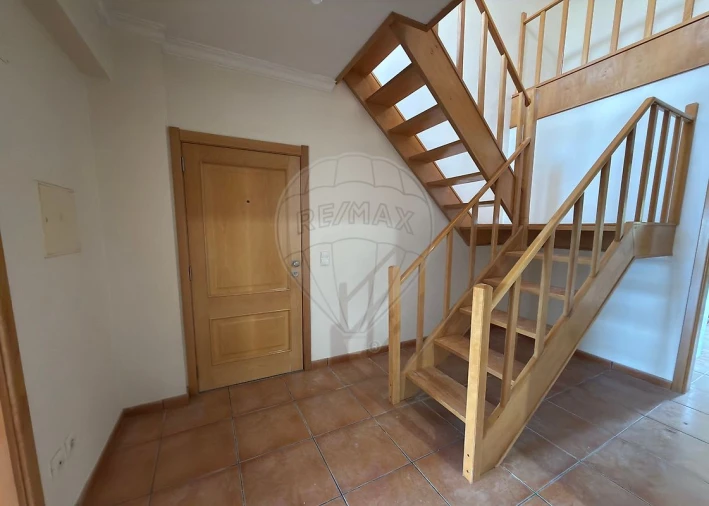 Apartamento T3 para Venda em Oiã Foto 4