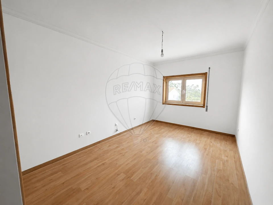 Apartamento T3 para Venda em Oiã Foto 6