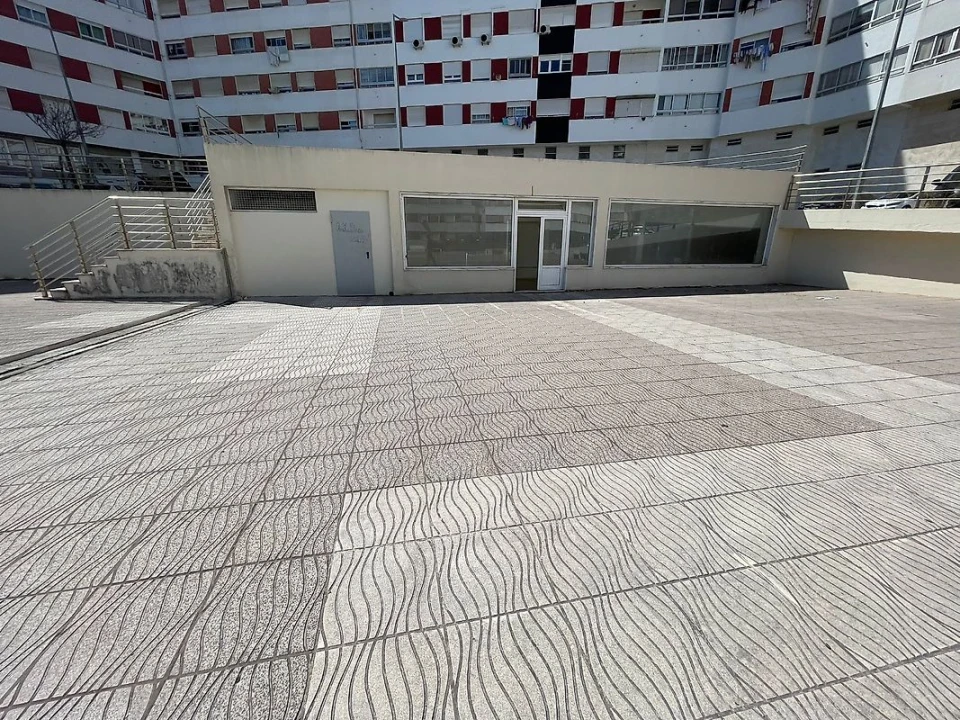 Loja para Arrendamento em Póvoa de Santa Iria e Forte da Casa Foto 16