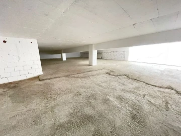 Loja para Arrendamento em Póvoa de Santa Iria e Forte da Casa