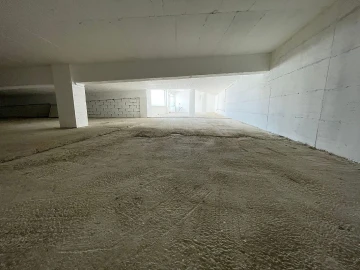 Loja para Arrendamento em Póvoa de Santa Iria e Forte da Casa