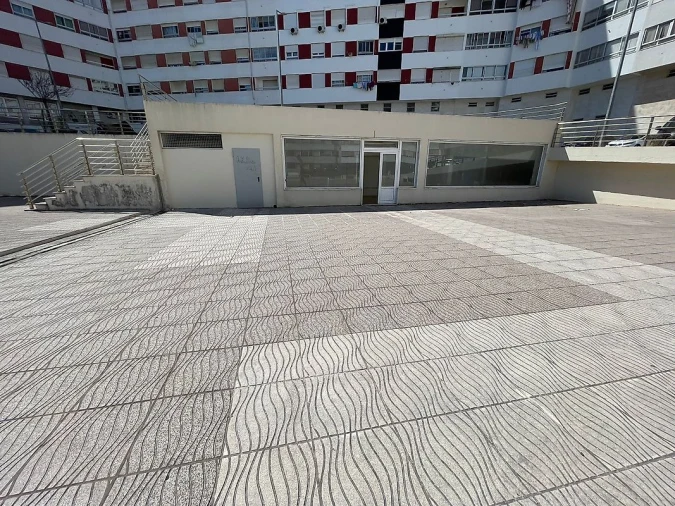 Loja para Arrendamento em Póvoa de Santa Iria e Forte da Casa Foto 16