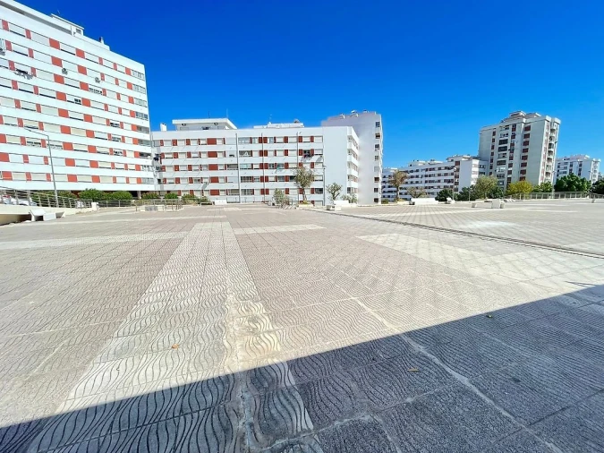 Loja para Arrendamento em Póvoa de Santa Iria e Forte da Casa Foto 7
