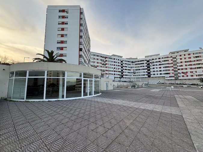 Loja para Venda em Póvoa de Santa Iria e Forte da Casa Foto 3