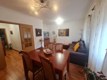 Apartamento T2 para Venda em Alhandra, São João dos Montes e Calhandriz