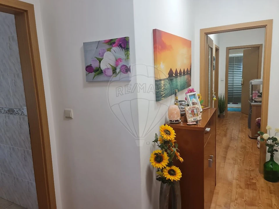 Apartamento T2 para Venda em Alhandra, São João dos Montes e Calhandriz Foto 1