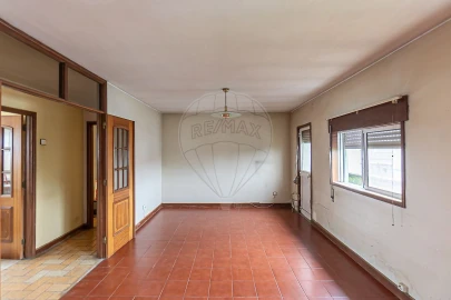 Apartamento T2 para Venda em Ramalde