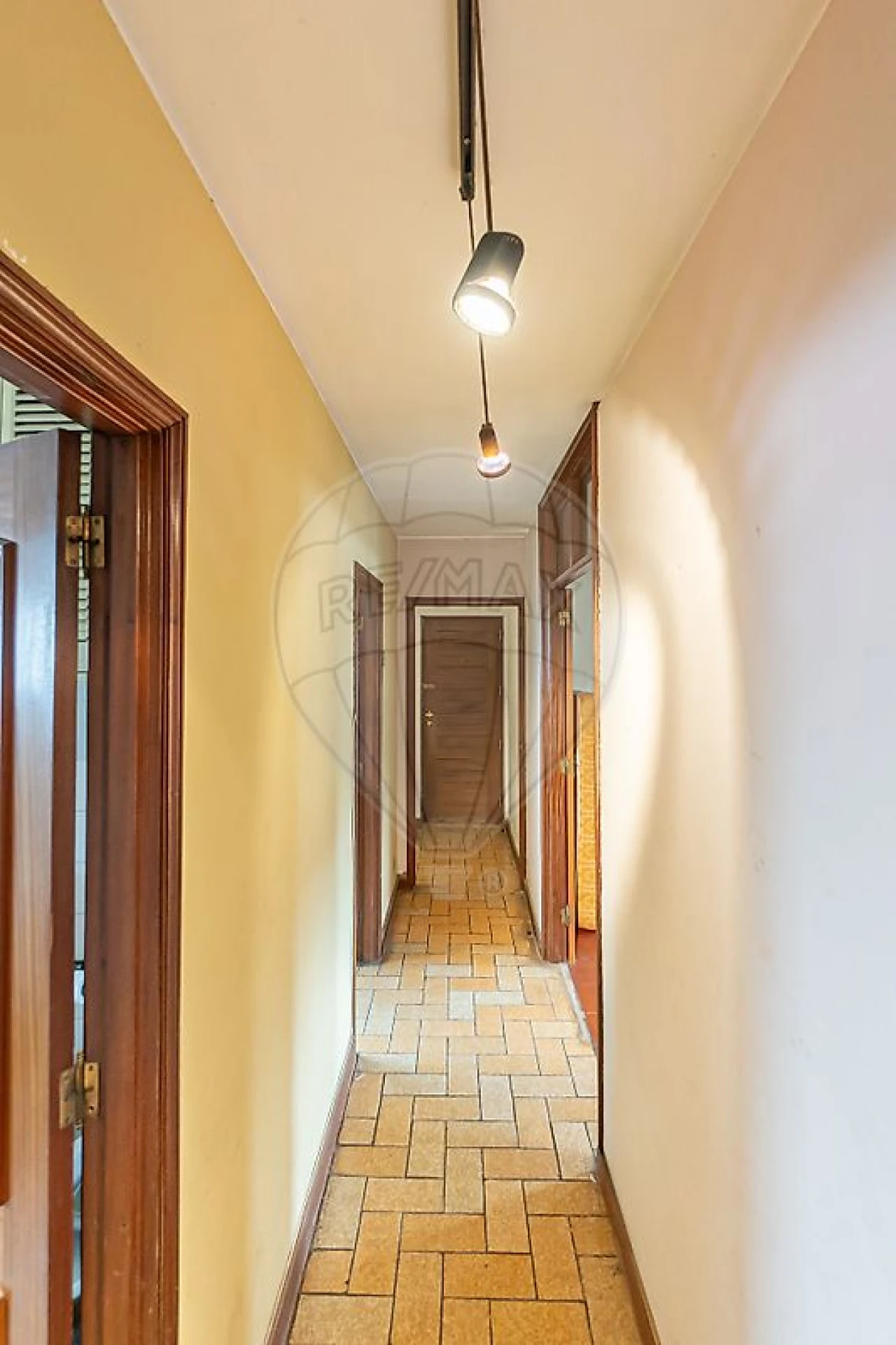 Apartamento T2 para Venda em Ramalde Foto 18