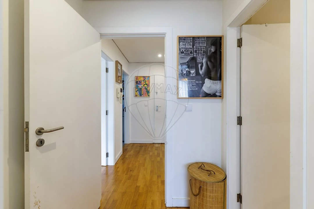 Apartamento T1 para Arrendamento em Ramalde Foto 20
