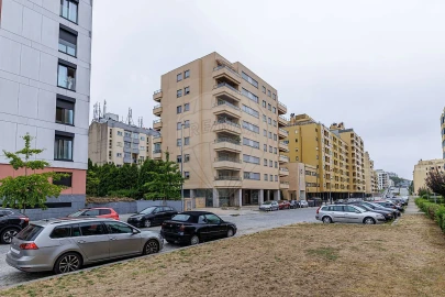 Apartamento T1 para Arrendamento em Ramalde