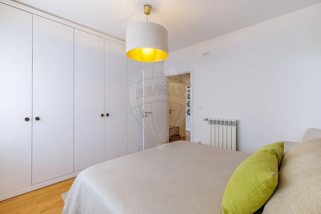 Apartamento T1 para Arrendamento em Ramalde Foto 17