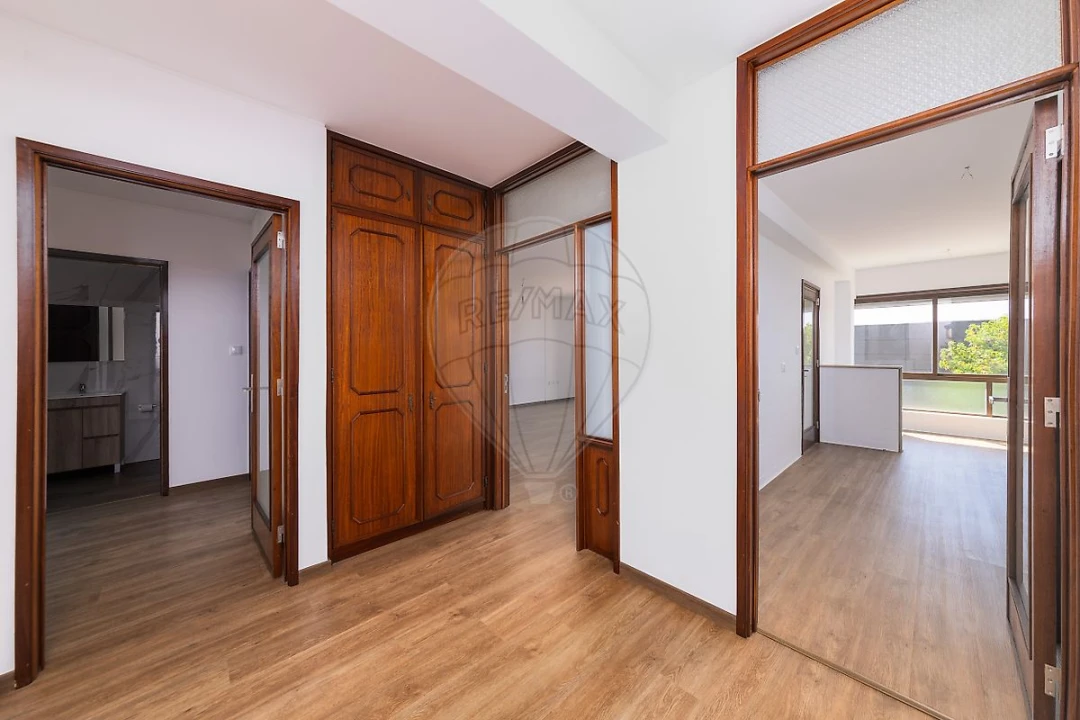 Apartamento T3 para Venda em Espinho Foto 10