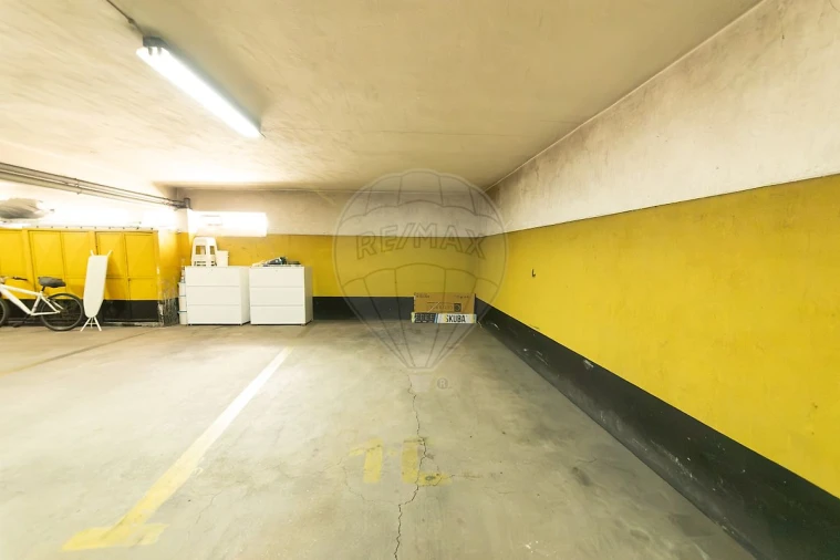 Apartamento T3 para Venda em Espinho Foto 24