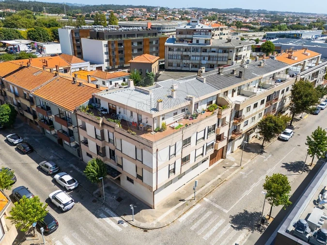 Apartamento T3 para Venda em Espinho Foto 26