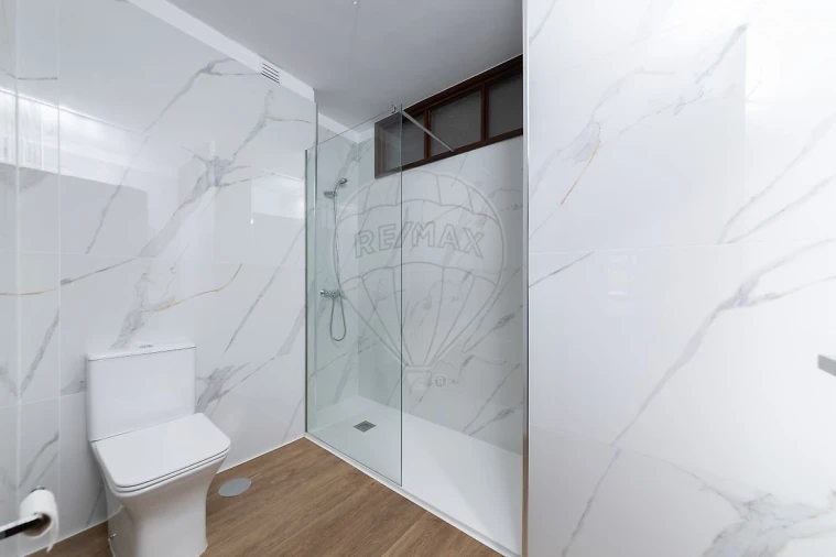Apartamento T3 para Venda em Espinho Foto 12