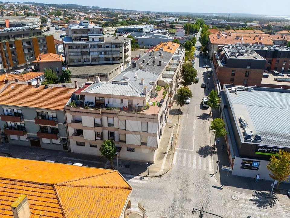Apartamento T3 para Venda em Espinho Foto 28