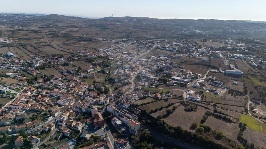 Moradia T2 para Venda em Arranho Foto 5