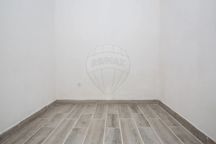 Moradia T2 para Venda em Aveiras de Cima Foto 34