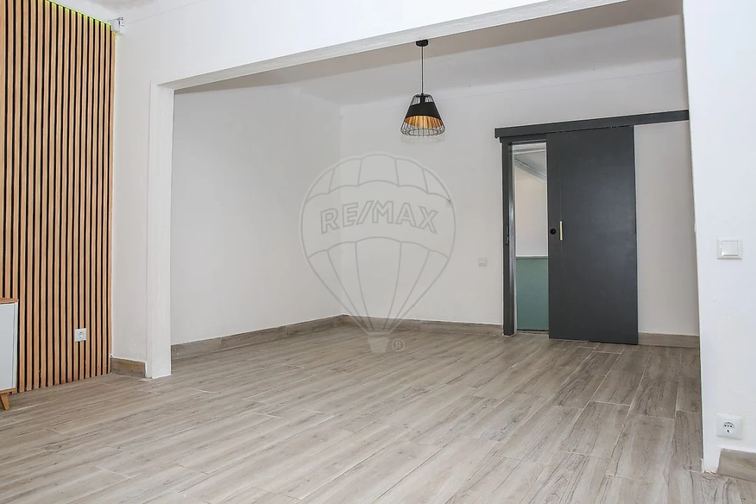 Moradia T2 para Venda em Aveiras de Cima Foto 18