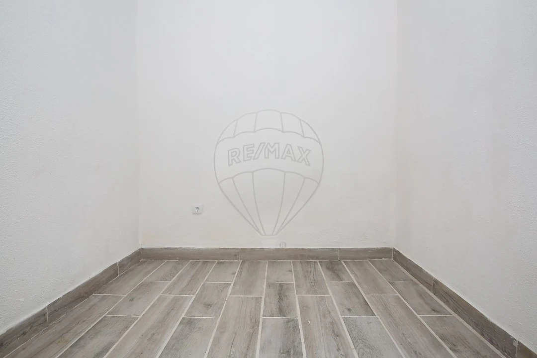 Moradia T2 para Venda em Aveiras de Cima Foto 34