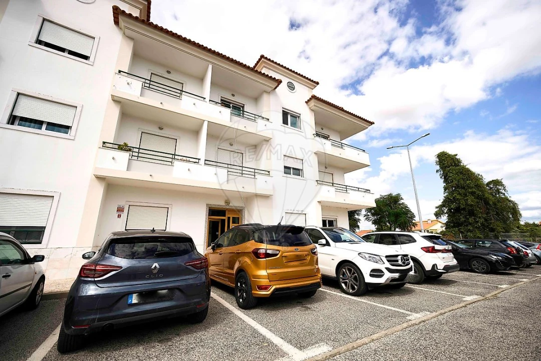 Apartamento T2 para Venda em Samora Correia Foto 7