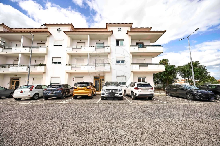 Apartamento T2 para Venda em Samora Correia Foto 8