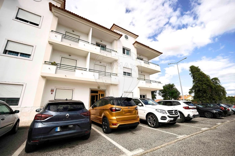 Apartamento T2 para Venda em Samora Correia Foto 7